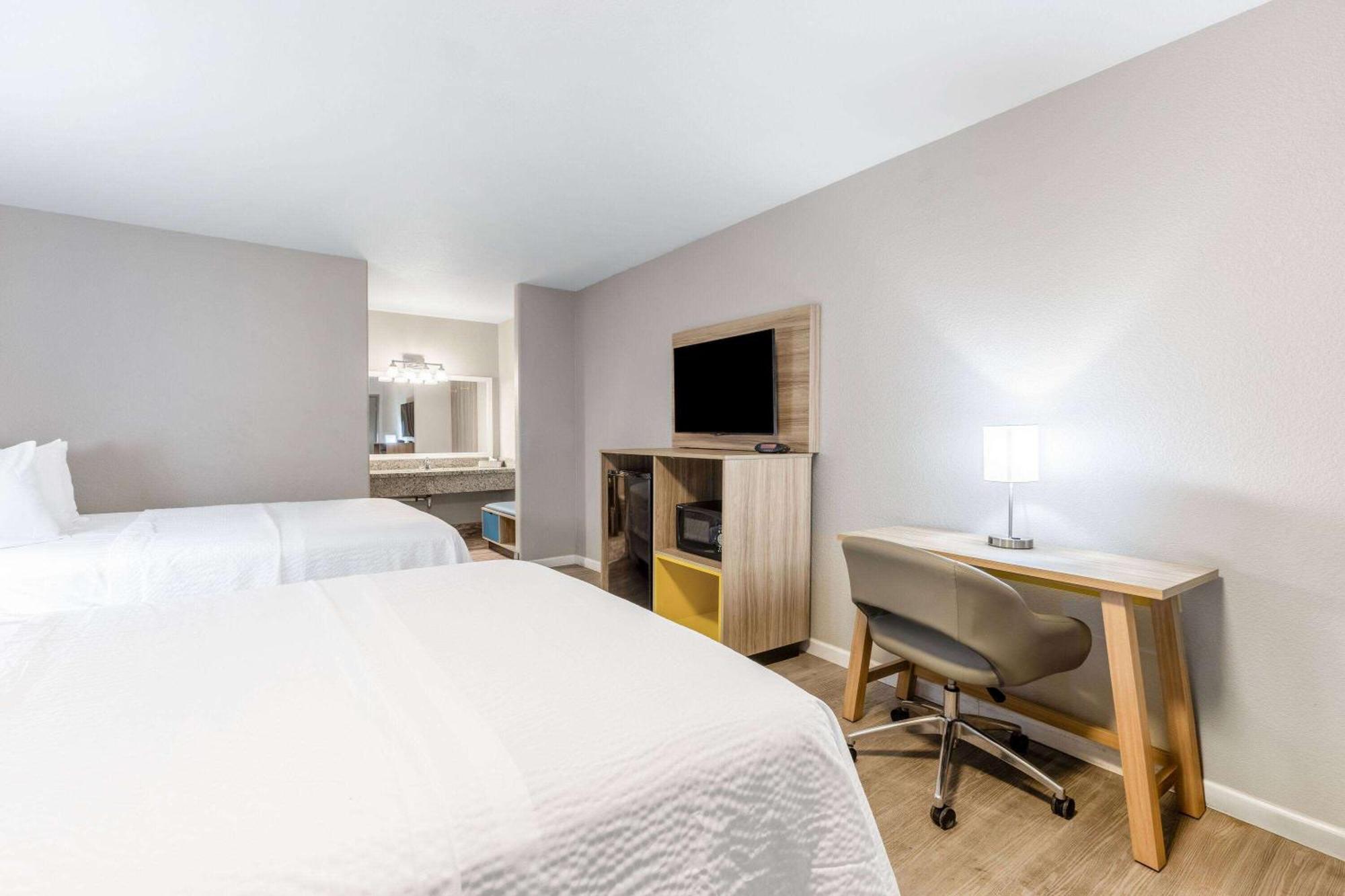 Days Inn By Wyndham Buckeye Extérieur photo